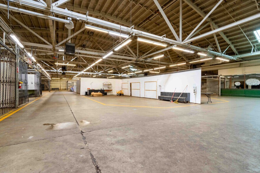 More Photos Of 610-690 Brannan St, San Francisco Warehouse For Lease