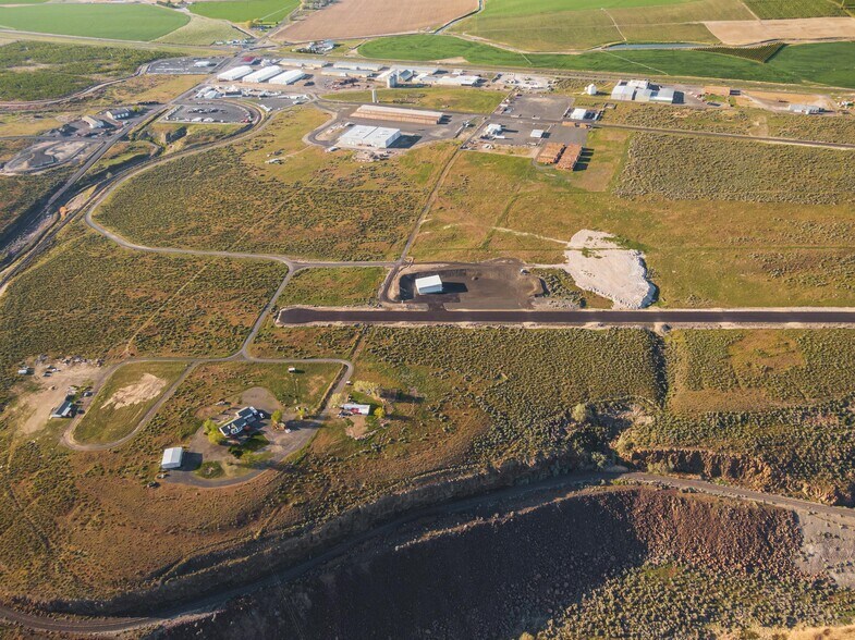 More Photos Of Road E SW, Royal City Land For Sale