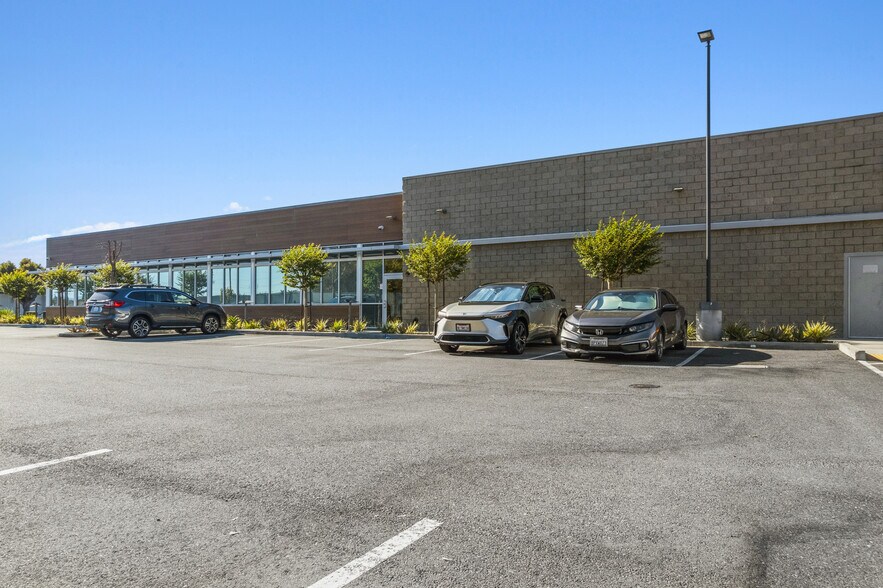 More Photos Of 20930 Chico St, Carson Freestanding For Sale
