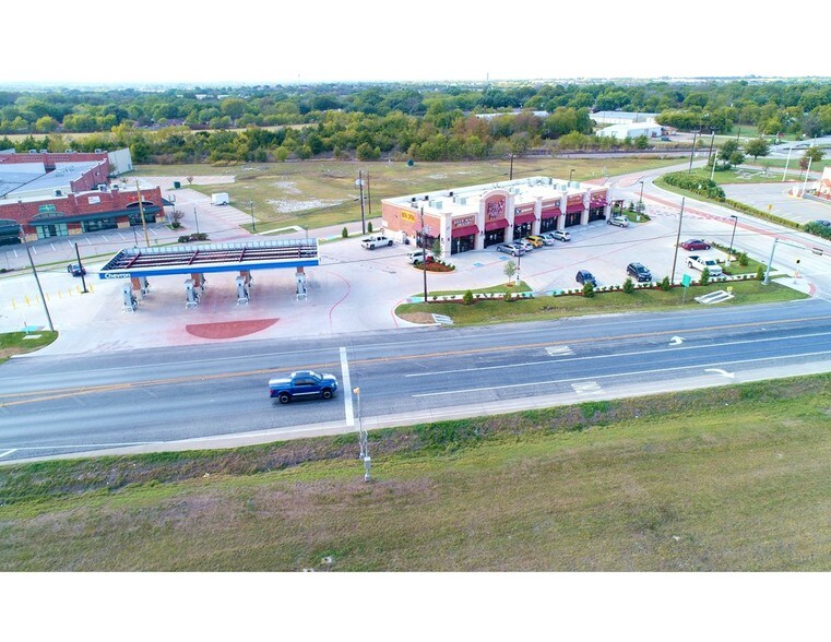 More Photos Of 219 State Highway 342, Red Oak Convenience Store For Sale