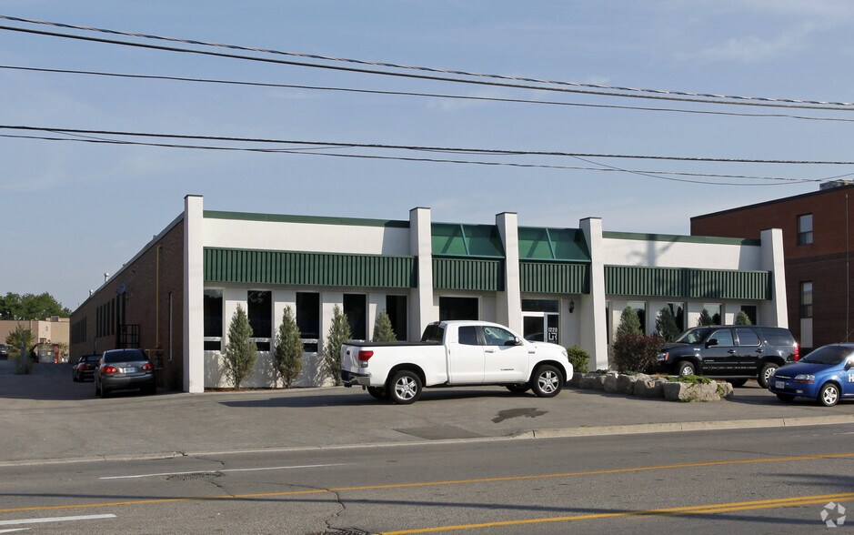More Photos Of 1220 Matheson Blvd E, Mississauga Warehouse For Sale