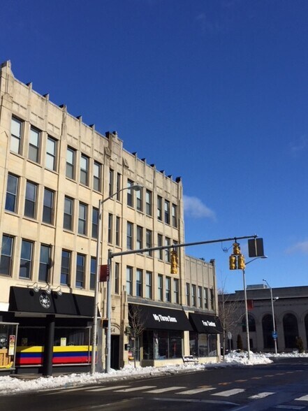 More Photos Of 64 Wall St, Norwalk Office For Lease