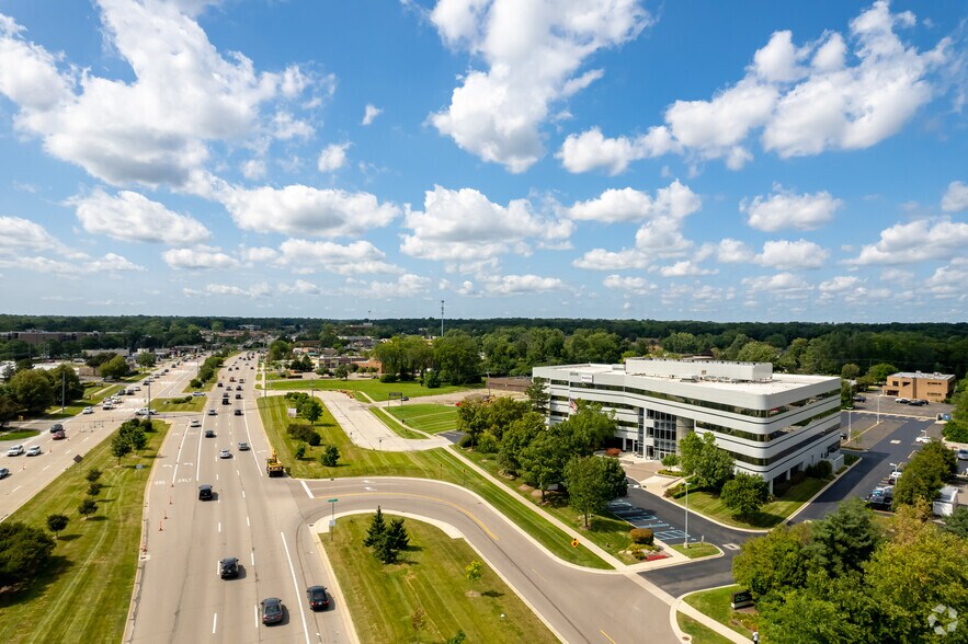 More Photos Of 28588 Northwestern Hwy, Southfield Office For Lease