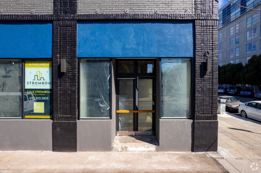 More Photos Of 401 Alice St, Oakland Research And Development For Sale