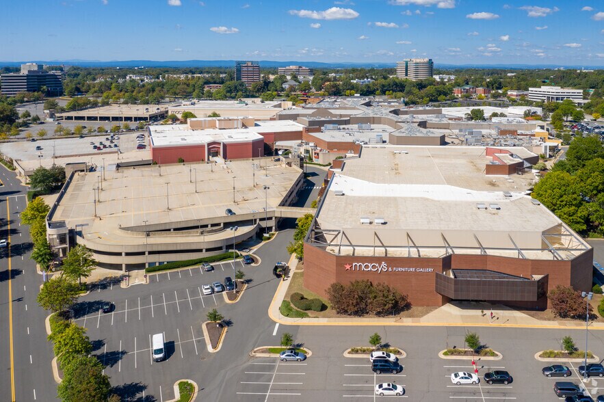 More Photos Of 11750-11925 Fair Oaks Mall, Fairfax Unknown For Lease