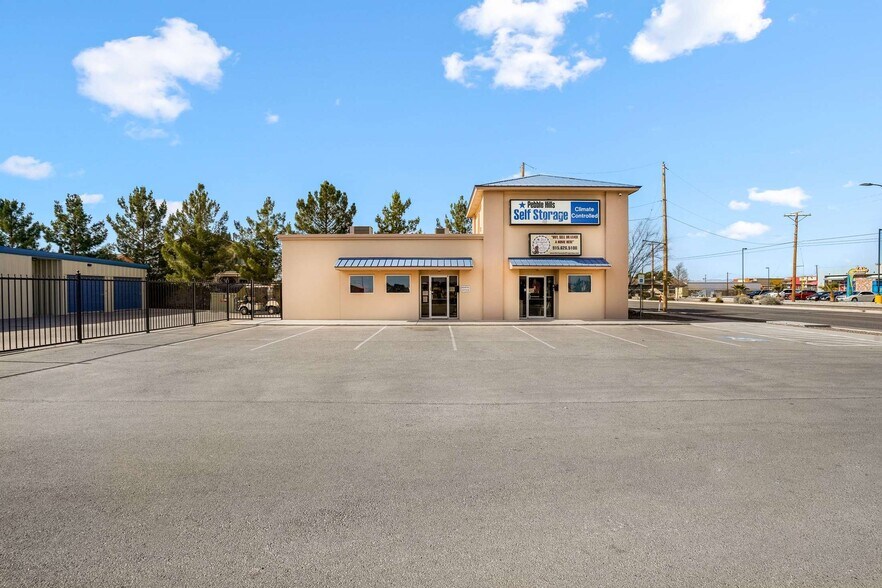 Primary Photo Of 14150 Pebble Hills Blvd, El Paso Self Storage For Sale