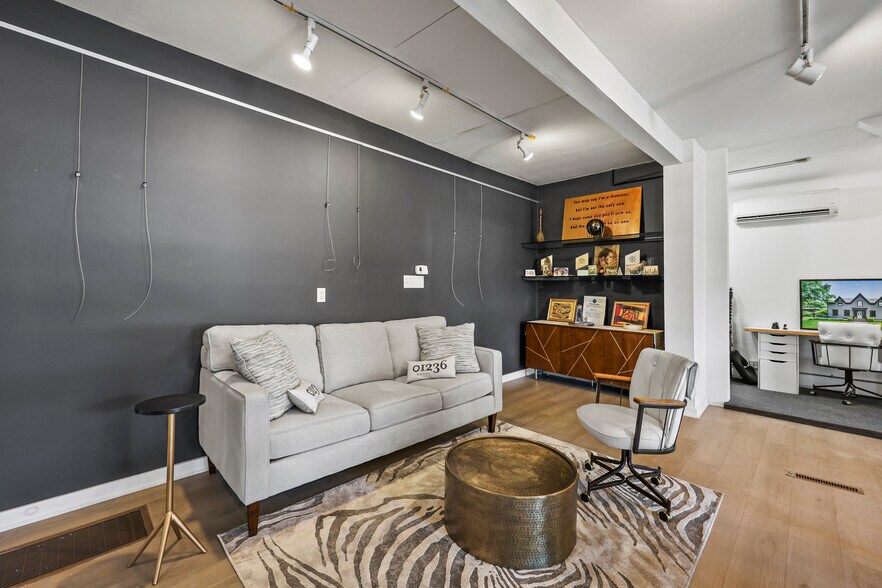 More Photos Of 402 Park St, Housatonic Office For Lease