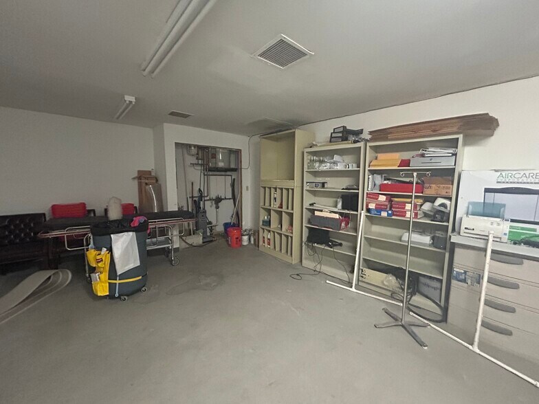 More Photos Of 12037 Sheraton Ln, Cincinnati Medical For Sale