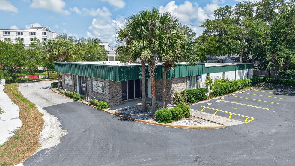 More Photos Of 2039 Indian Rocks Rd, Largo Medical For Lease