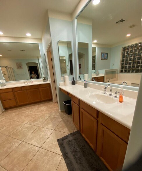More Photos Of Happy Valley Rd & 83rd Dr, Peoria Assisted Living For Sale
