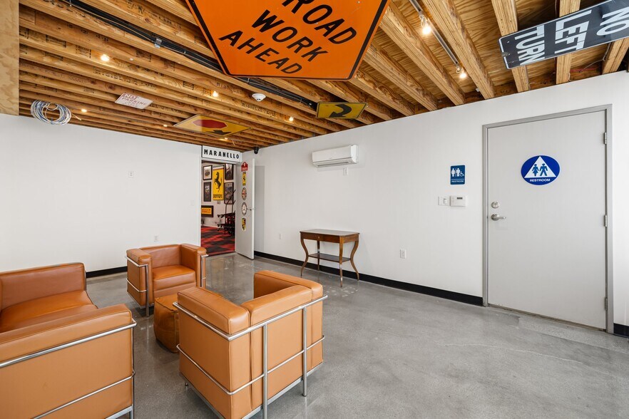 More Photos Of 2134 S Sepulveda Blvd, Los Angeles Showroom For Sale