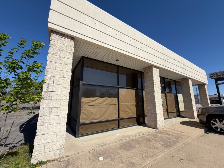 More Photos Of 8051 Boulevard 26, North Richland Hills Flex For Sale