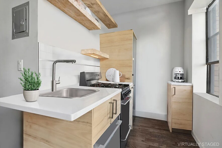 More Photos Of 870 Hancock St, Brooklyn Apartments For Sale