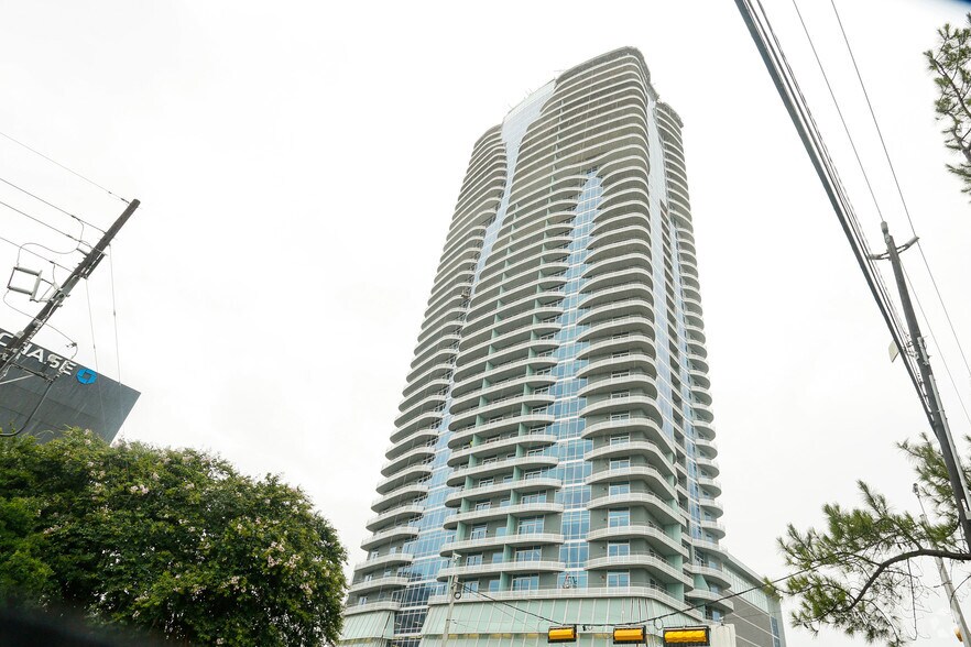 More Photos Of 2929 Weslayan St, Houston Apartments For Lease