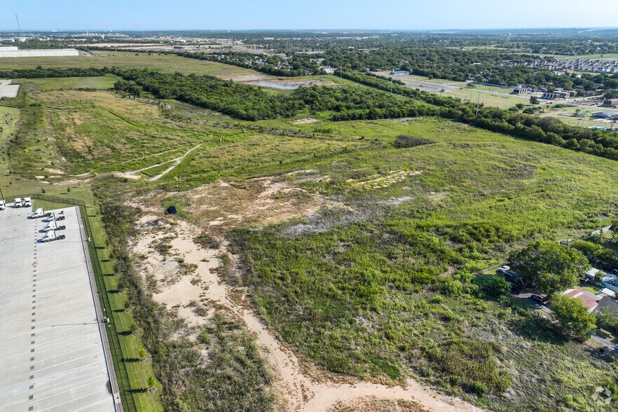 Primary Photo Of 7500-7601 Oak Grove Rd, Fort Worth Distribution For Lease
