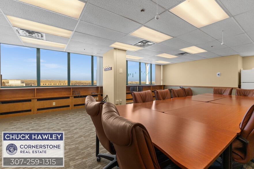 More Photos Of 104 S Wolcott St, Casper Office For Sale