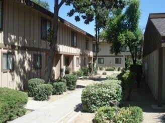 More Photos Of 1221 N Peach Ave, Fresno Apartments For Sale