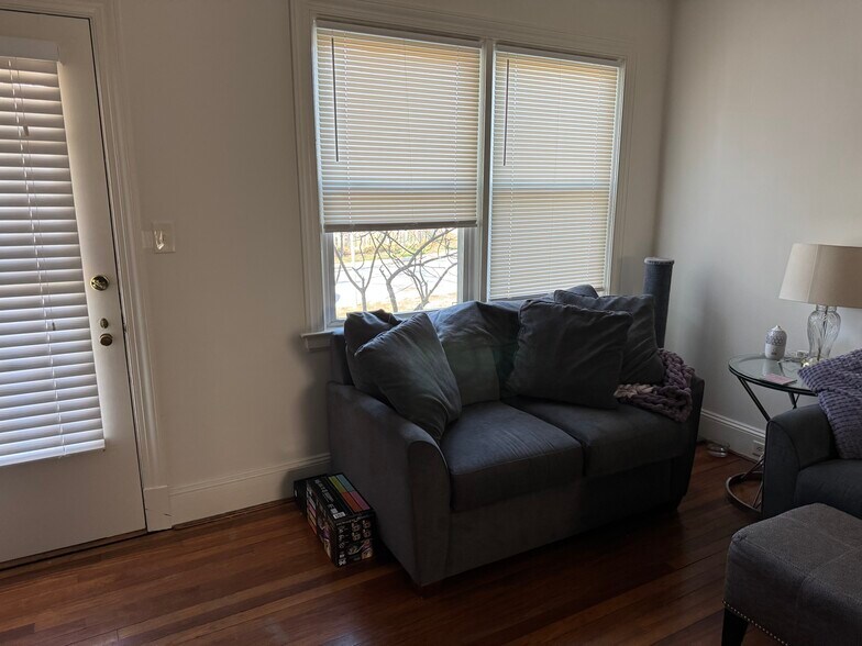 More Photos Of 500 Park Ave, Towson Apartments For Sale