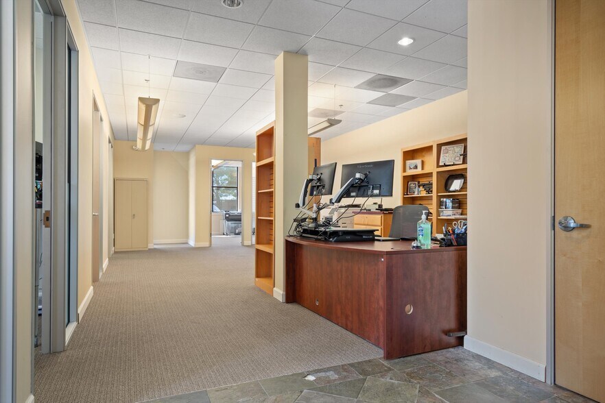 More Photos Of 1550 Airport Blvd, Santa Rosa Office For Lease