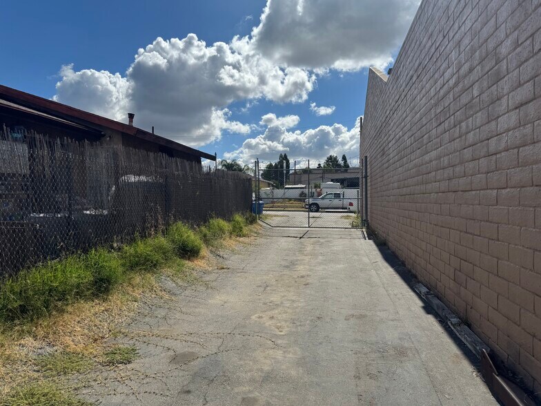 More Photos Of 14253 Imperial Hwy, La Mirada Auto Repair For Sale