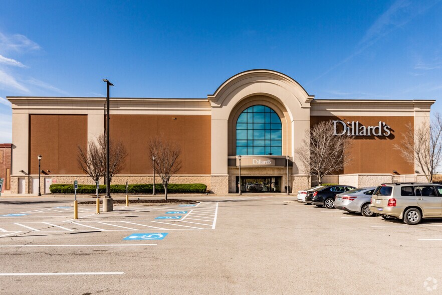 More Photos Of 7200 NW 86th St, Kansas City Unknown For Lease