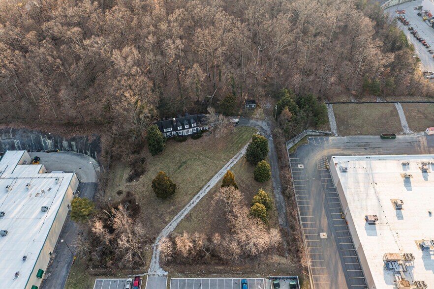 More Photos Of 2205 State St, New Albany Land For Sale