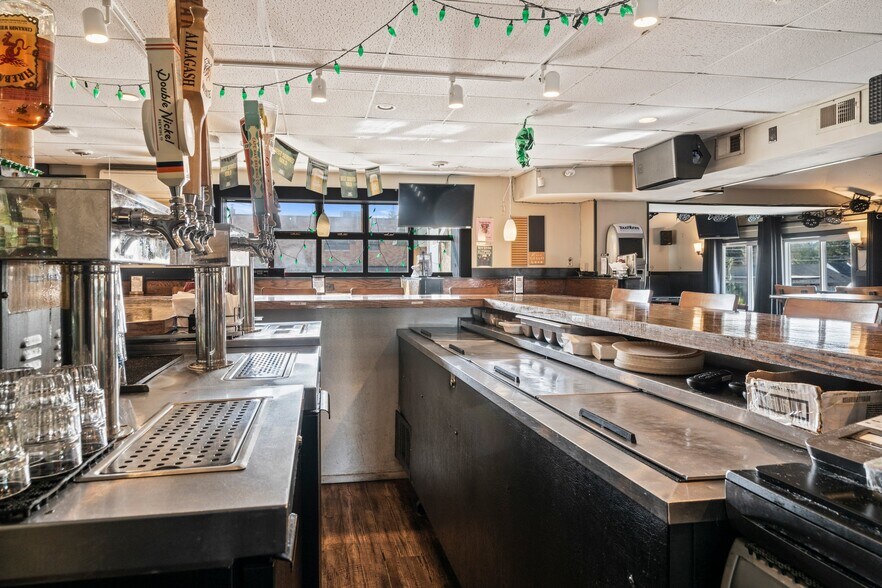 More Photos Of 814 S White Horse Pike, Somerdale Restaurant For Sale