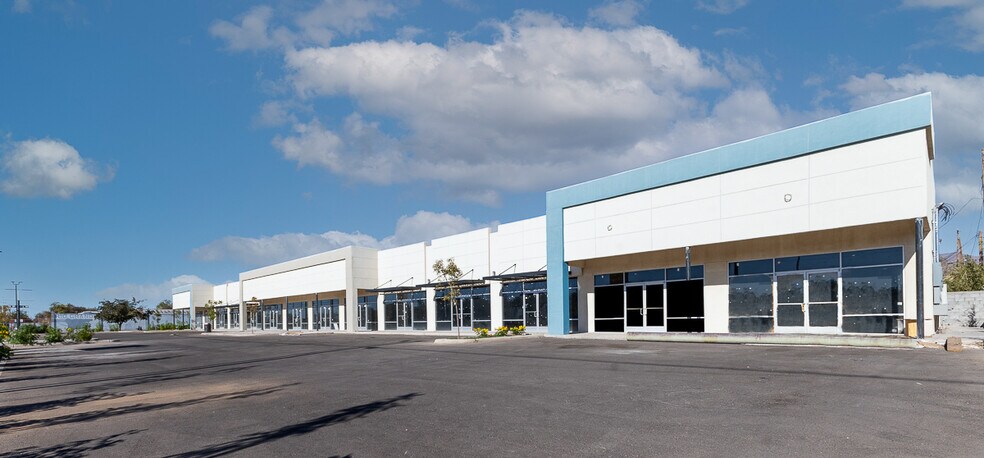 More Photos Of 5888 Doniphan Dr, El Paso General Retail For Sale