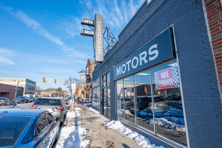 More Photos Of 4112-4114 Kennedy Blvd, Union City Auto Dealership For Sale