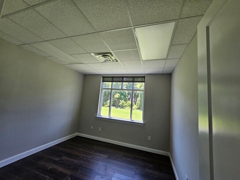 More Photos Of 1402 S Custer Rd, McKinney Unknown For Lease