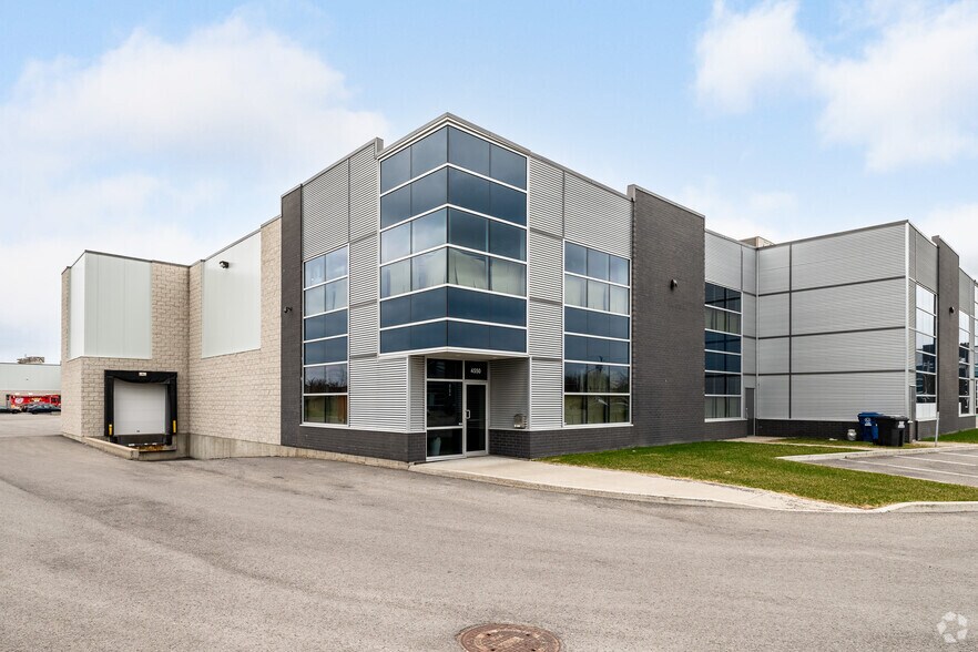 More Photos Of 4400-4500 Rue Garand, Laval Light Manufacturing For Lease