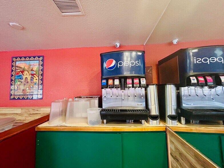 More Photos Of 32123 Cathedral Canyon Dr, Cathedral City Restaurant For Sale