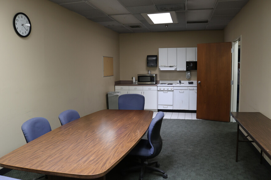 More Photos Of 4808 G St, Omaha Food Processing For Sale
