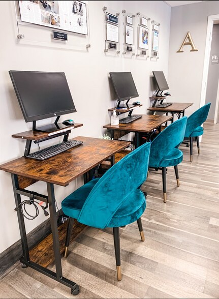 More Photos Of 10431 Patterson Ave, Richmond Coworking Space