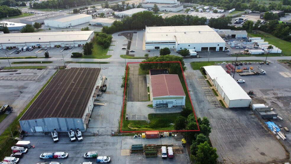 More Photos Of 7 Bellecor Dr, New Castle Warehouse For Lease