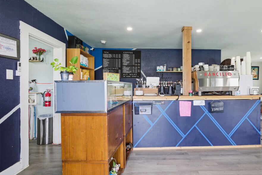 More Photos Of 201 S 31st St, Temple General Retail For Sale