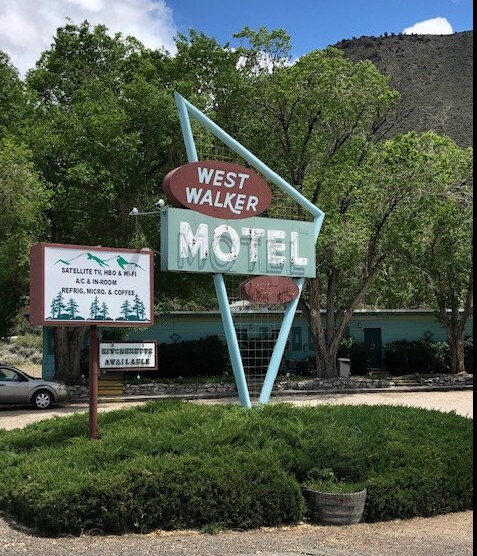 Primary Photo Of 106833 US Highway 395, Coleville Hotel For Sale