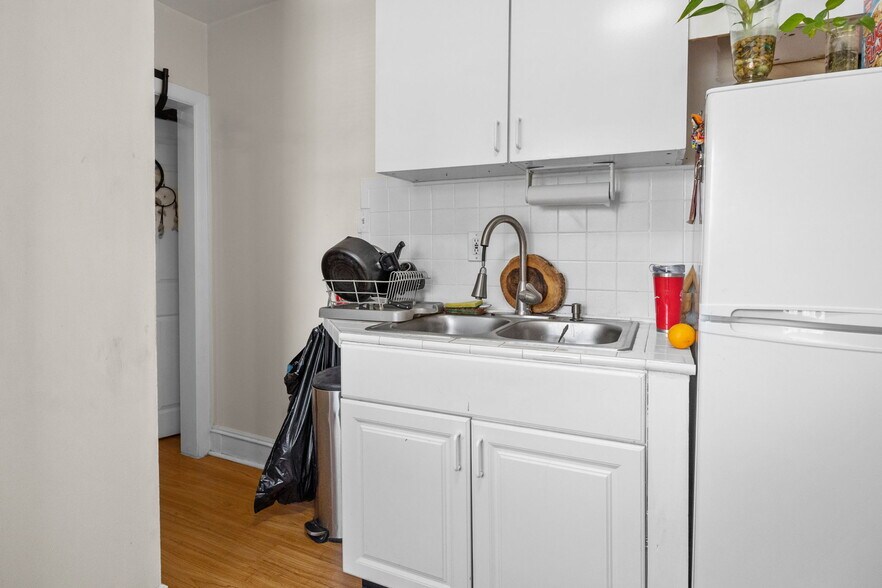 More Photos Of 231 Washington St, Morrisville Apartments For Sale