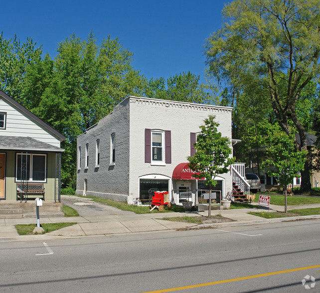 Primary Photo Of 219 Main St, North Prairie Storefront Retail Residential For Sale