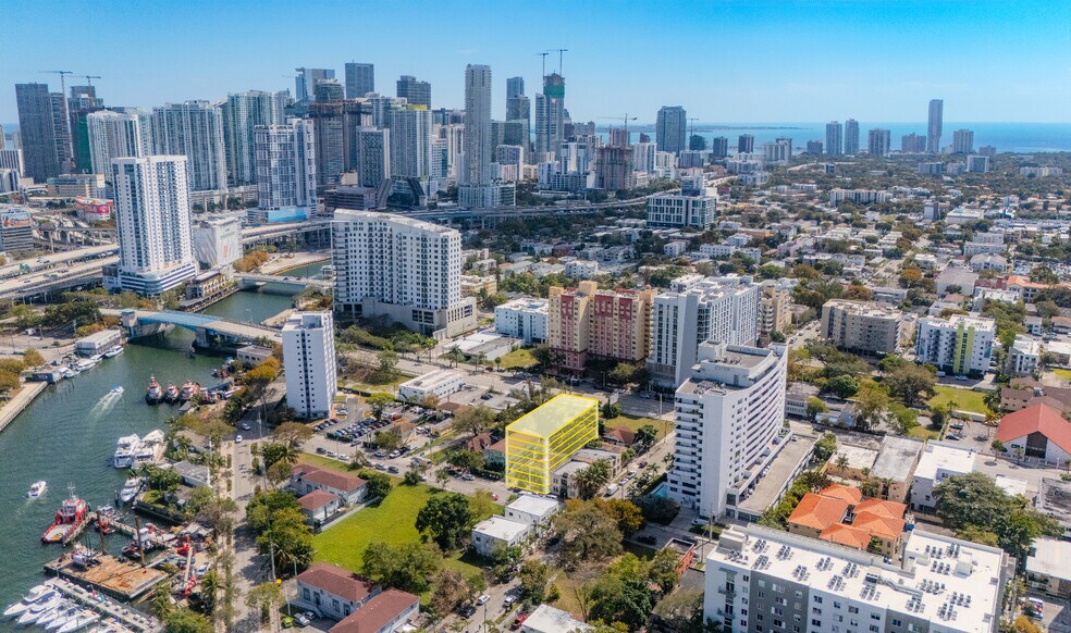 Primary Photo Of 566 NW 1st St, Miami Land For Sale