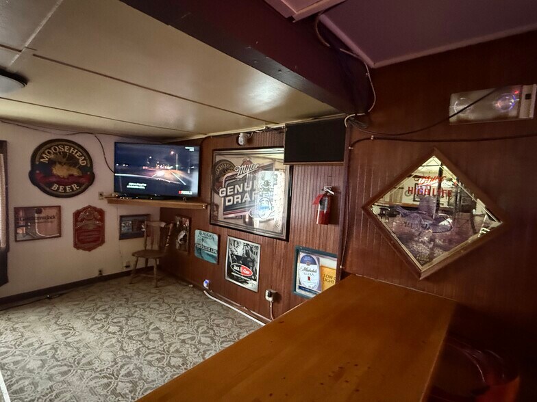 More Photos Of 51815 Kenai Spur Hwy, Kenai General Retail For Sale