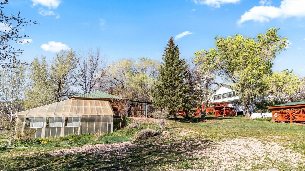 More Photos Of 295 N Main St, Glendale Hospitality For Sale