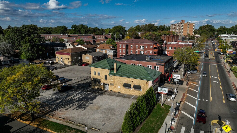 More Photos Of 780 W Market St, Akron Freestanding For Sale
