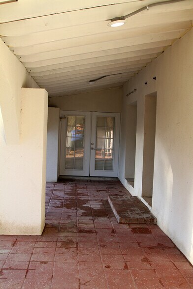 More Photos Of 1636 S Clovis Ave, Fresno Specialty For Sale