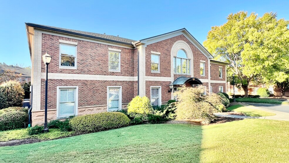 More Photos Of 4080 McGinnis Ferry Rd, Alpharetta Office For Sale