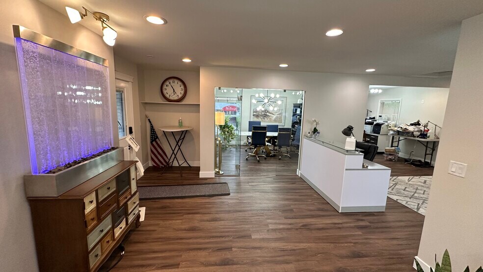 More Photos Of 152 W 500 S, Bountiful Office For Sale