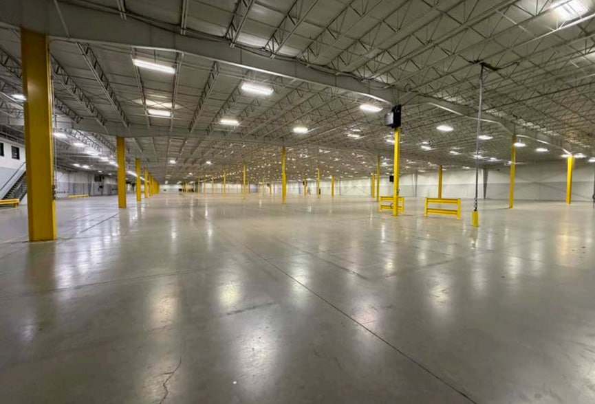 More Photos Of 2915 Needmore Rd, Dayton Warehouse For Sale