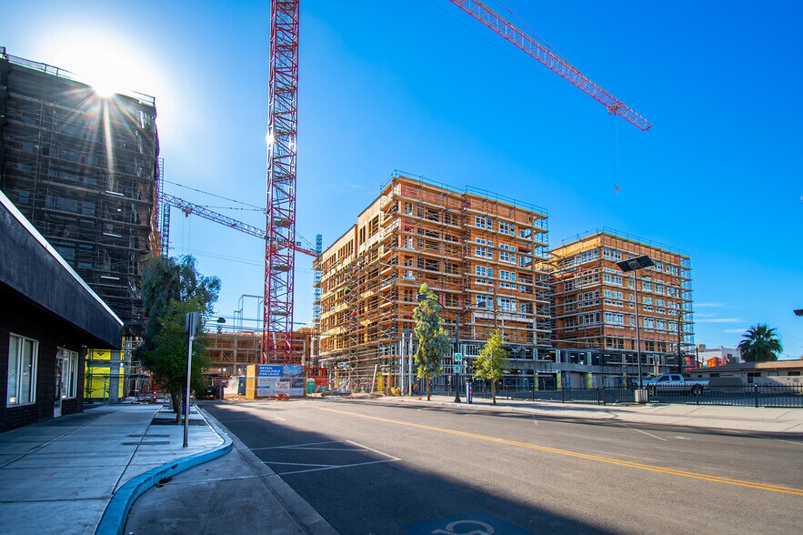 More Photos Of 1200-1207 S 3rd St, Las Vegas Apartments For Lease