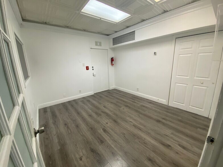 More Photos Of 4101 NW 3rd Ct, Plantation Medical For Lease