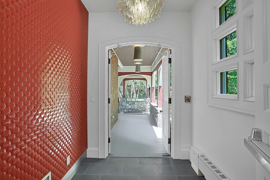 More Photos Of 20 Nazareth Way, Philipstown Specialty For Sale